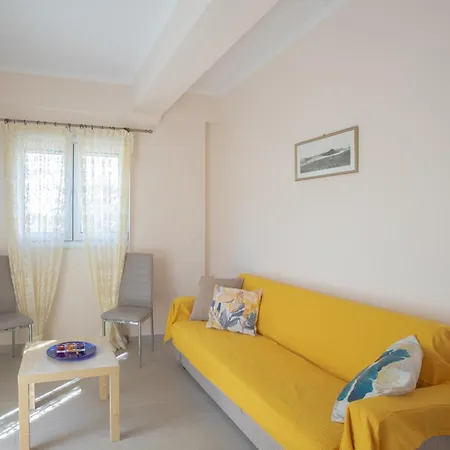 Dimitra's Apartamento *